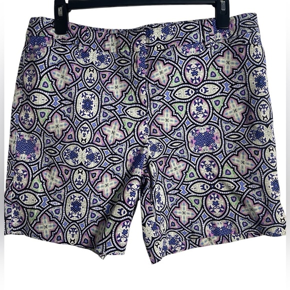 Talbots Geometric Floral Pattern Women’s Shorts Size 16 - Picture 1 of 11